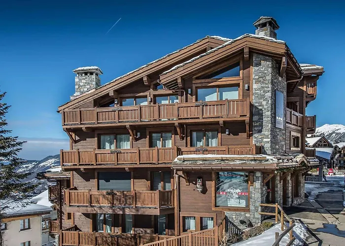 Moderne Avec Cheminée, Parking Et Wi-fi, - Fr-1-563-7 * Courchevel